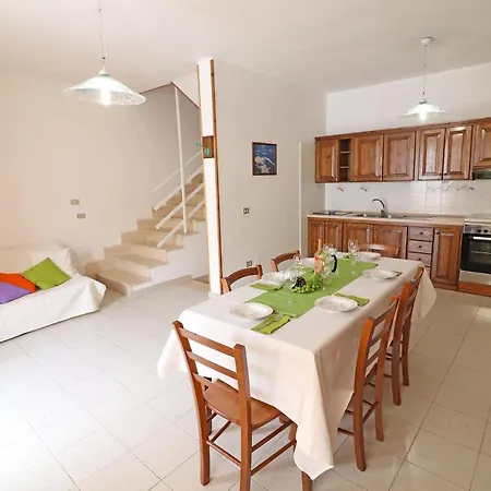 Casa Vacanze Rita 1 6 Posti Appartement
