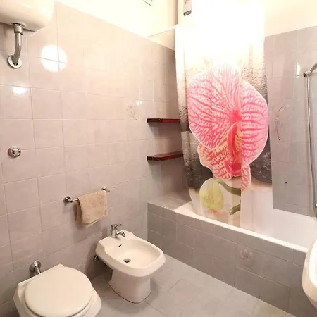 Casa Vacanze Rita 1 6 Posti Appartement